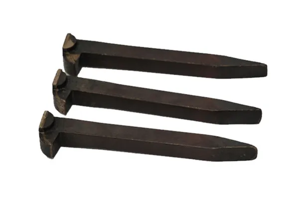 ASTM   Standard   Hot-Dip   Galvanized   Dog   Spikes